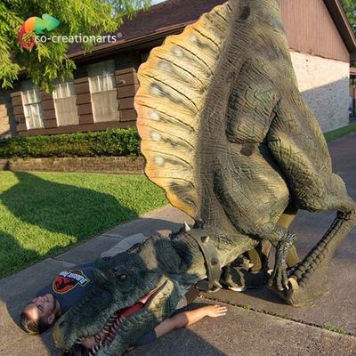 Klantgericht Realistisch Animatronic-Dinosauruskostuum 110V/220V met zich Benen het Bewegen